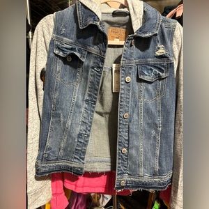 Hollister Jacket NWT